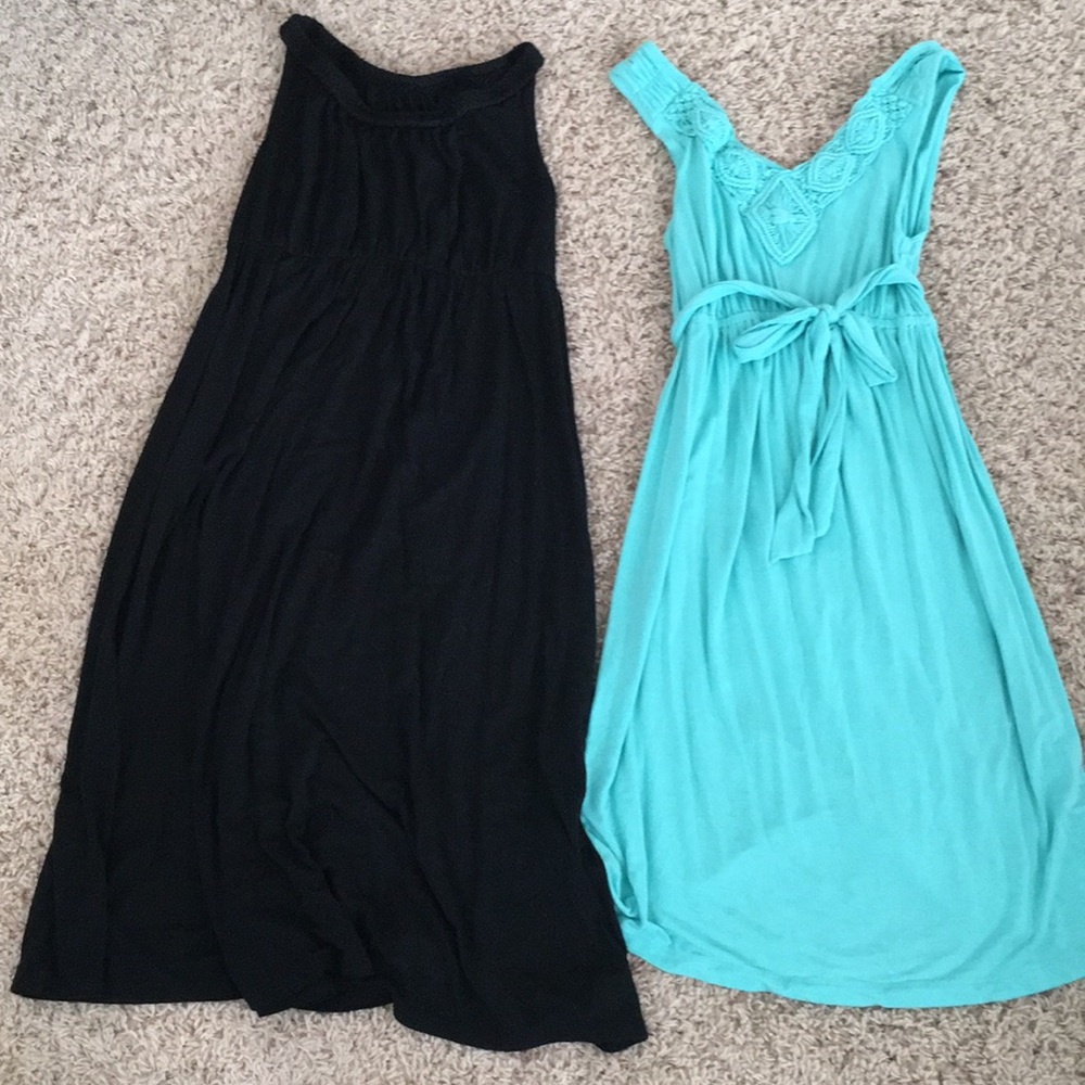 Maternity clothing